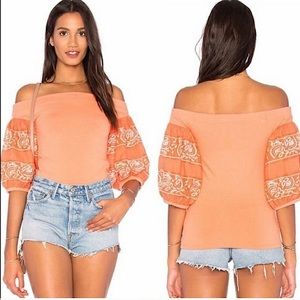 Free People embroidered puffed sleeve off the shoulders orange top XS never worn
